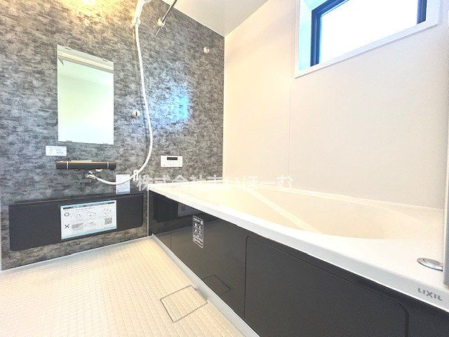 ��ʌ�����s�厚�����q�V�c �̐V�z��ˌ��Ă̗���