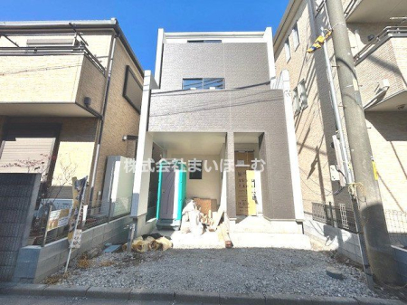 ��ʌ�����s��3���ڂ̐V�z��ˌ��Ă̌��n�O�ώʐ^