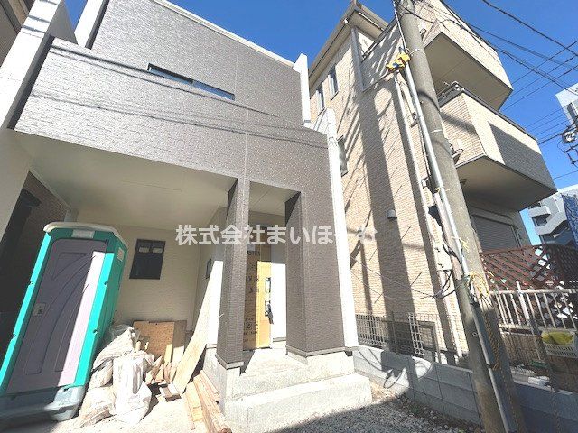 ��ʌ�����s��3���ڂ̐V�z��ˌ��Ă̌��n�O�ώʐ^