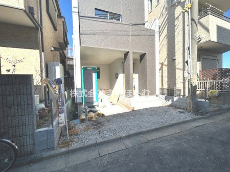 ��ʌ�����s��3���ڂ̐V�z��ˌ��Ă̌��n�O�ώʐ^