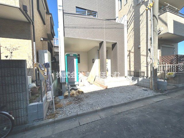 ��ʌ�����s��3���ڂ̐V�z��ˌ��Ă̌��n�O�ώʐ^