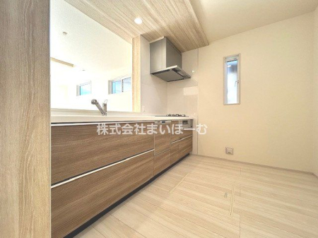 ��ʌ�����s�厚���{�� �̐V�z��ˌ��ẴL�b�`��