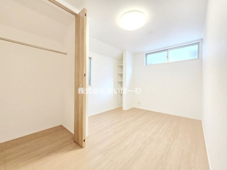 �����s�k�擌�\��5���ڂ̒��È�ˌ��Ă̂��̑�����