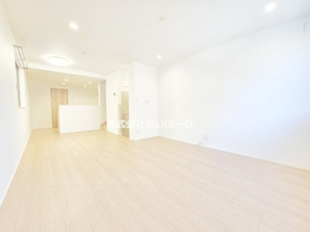 �����s�k�擌�\��5���ڂ̒��È�ˌ��Ẵ��r���O