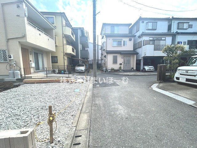 ��ʌ�����s������1���ڂ̐V�z��ˌ��Ă̌��n�O�ώʐ^