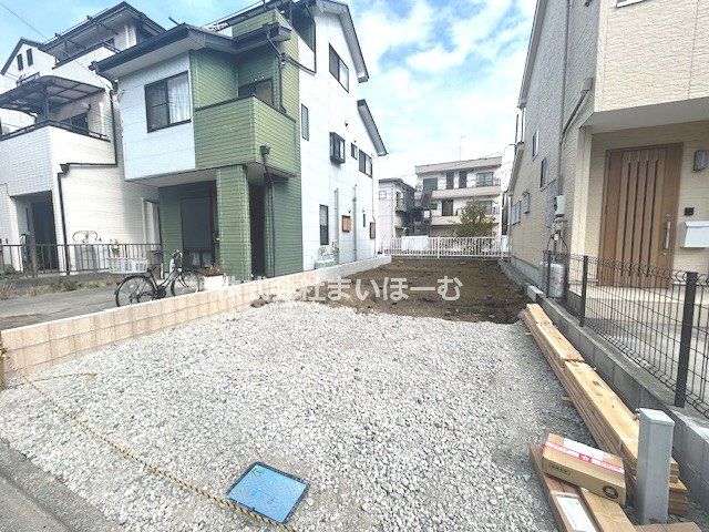 ��ʌ�����s������1���ڂ̐V�z��ˌ��Ă̌��n�O�ώʐ^