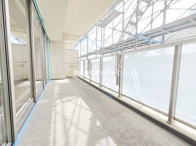 ��ʌ�����s�≺��3���ڂ̒��Ã}���V�����̃o���R�j�[