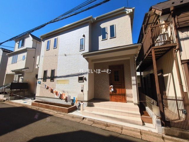 ��ʌ�����s���2���ڂ̐V�z��ˌ��Ă̌��n�O�ώʐ^