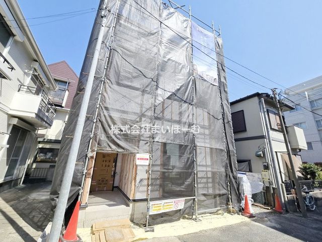 ��ʌ�����s�씵���J4���ڂ̐V�z��ˌ��Ă̌��n�O�ώʐ^