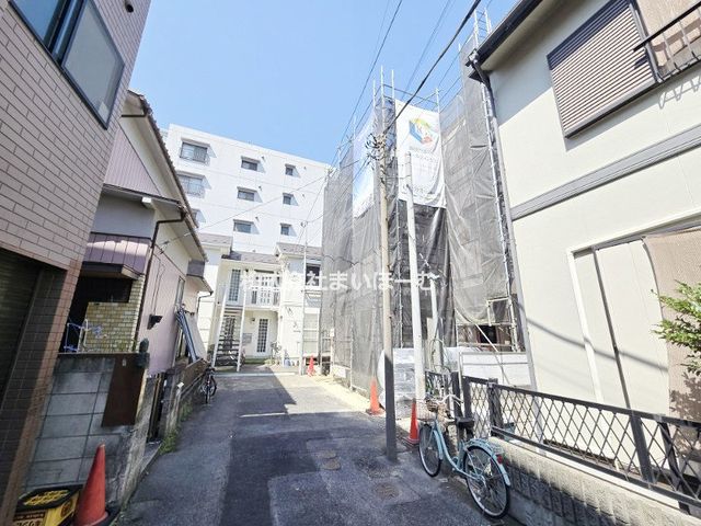 ��ʌ�����s�씵���J4���ڂ̐V�z��ˌ��Ă̌��n�O�ώʐ^