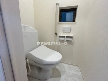 �����s������Z��2���ڂ̐V�z��ˌ��Ẵg�C��