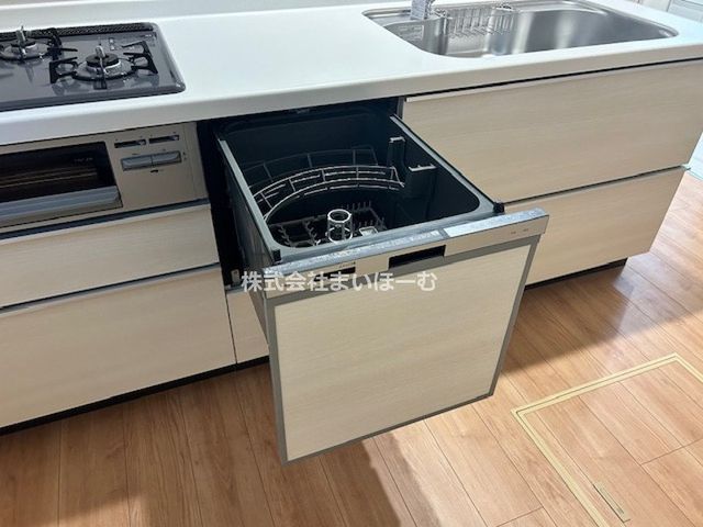 �����s������Z��2���ڂ̐V�z��ˌ��Ă̂��̑�