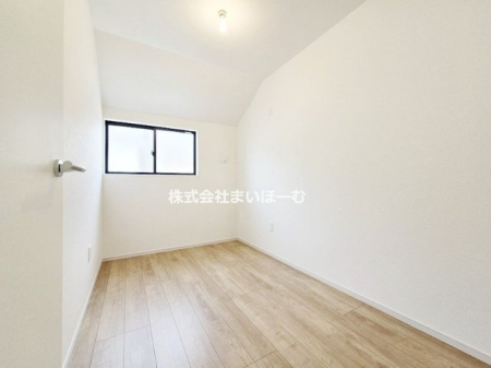 ��ʌ�����s����3���ڂ̐V�z��ˌ��Ă̂��̑�����