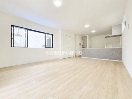 ��ʌ�����s����3���ڂ̐V�z��ˌ��Ẵ��r���O