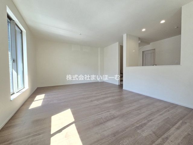 �����s���揬����4���ڂ̐V�z��ˌ��Ẵ��r���O