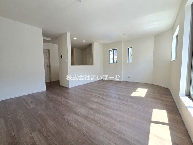 �����s���揬����4���ڂ̐V�z��ˌ��Ẵ��r���O