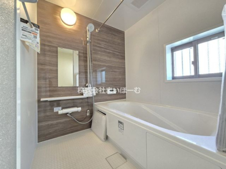 �����s���揬����4���ڂ̐V�z��ˌ��Ă̗���