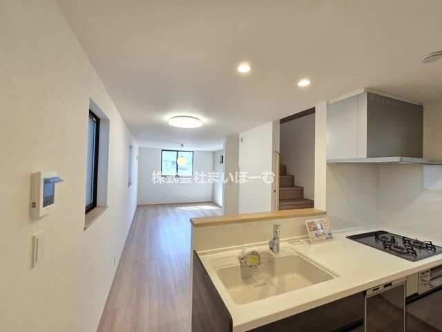 �����s�k�搼���u2���ڂ̐V�z��ˌ��Ẵ��r���O