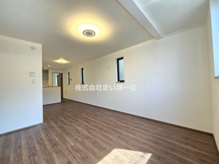 �����s�k�搼���u2���ڂ̐V�z��ˌ��Ẵ��r���O