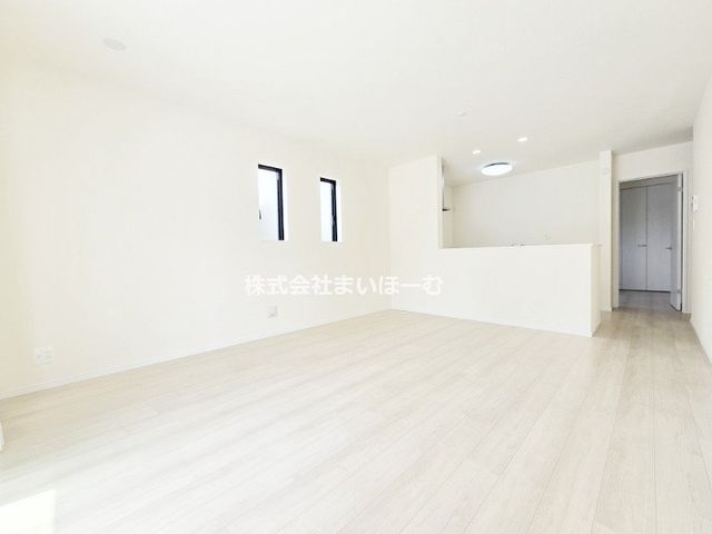 ��ʌ�����s�厚���s�̍��� �̐V�z��ˌ��Ẵ��r���O