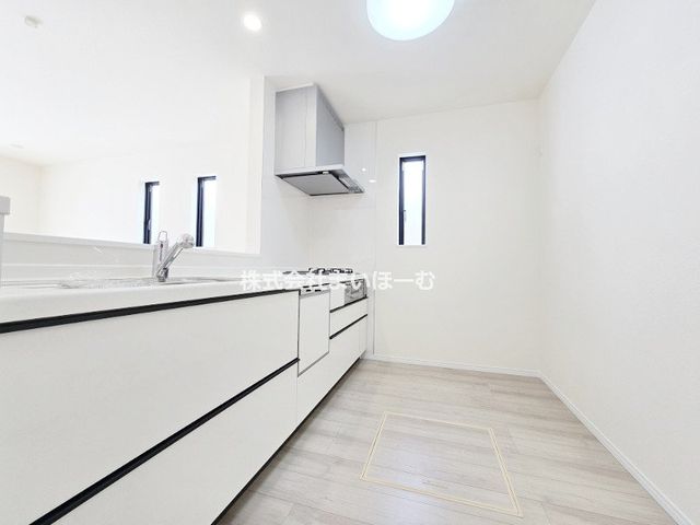 ��ʌ�����s�厚���s�̍��� �̐V�z��ˌ��ẴL�b�`��