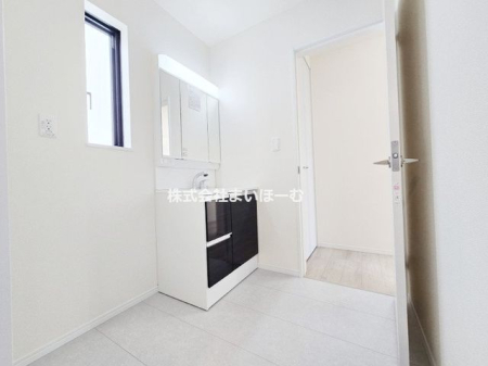 ��ʌ�����s�厚���s�̍��� �̐V�z��ˌ��Ă̐��ʑ�E���ʏ�