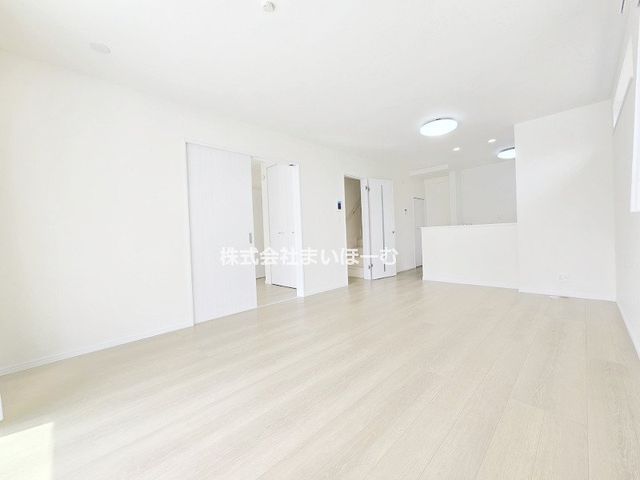 ��ʌ�����s�厚���s�̍��� �̐V�z��ˌ��Ẵ��r���O